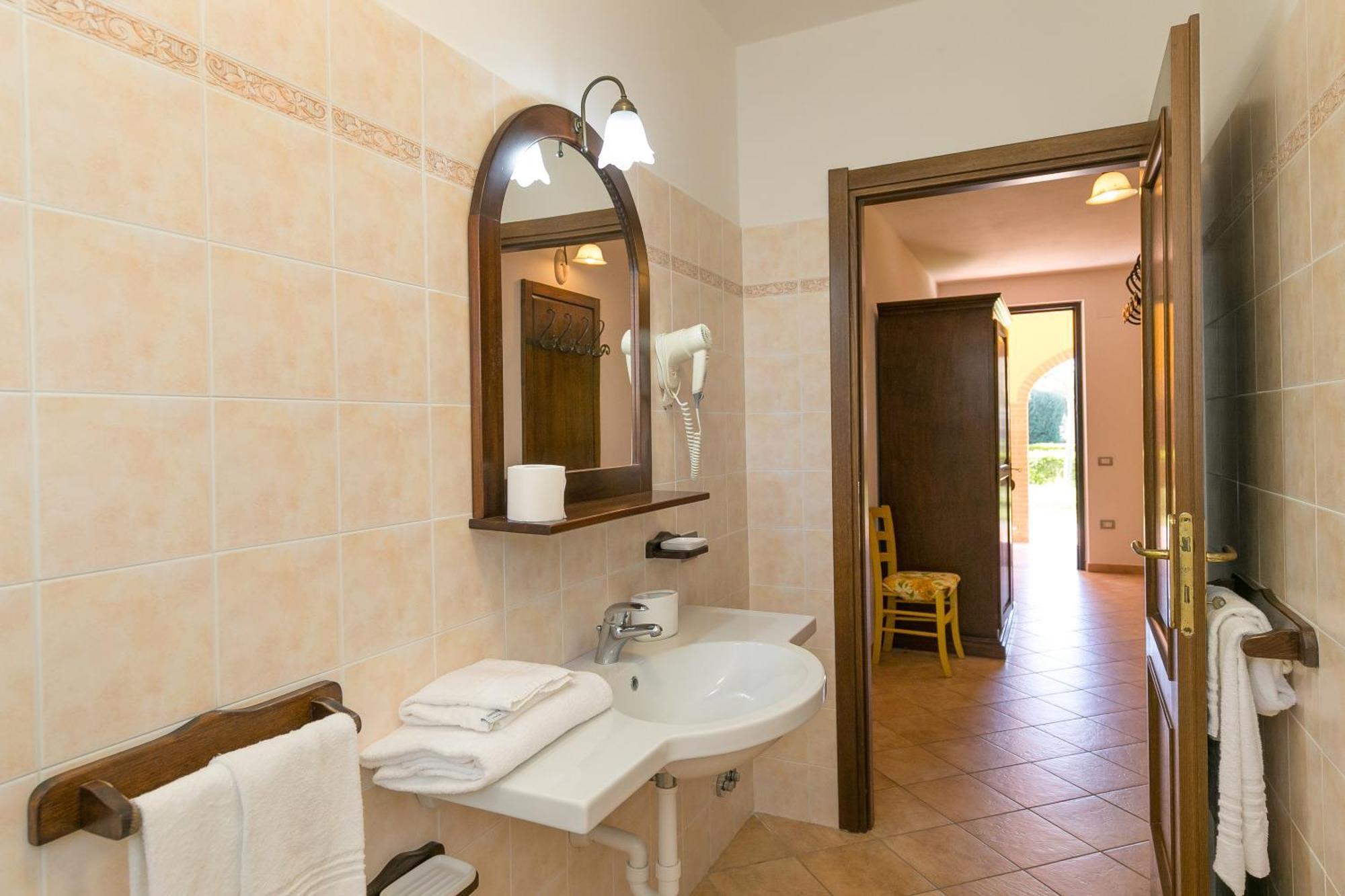 Il Girasole - Limone Villa Venturina Terme Bagian luar foto