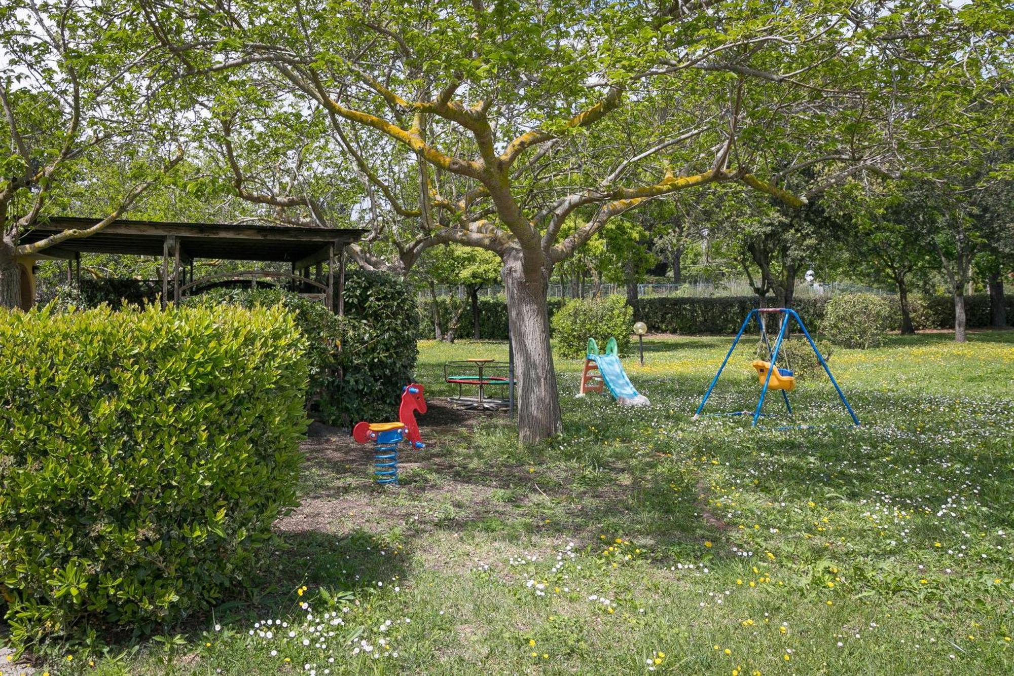 Il Girasole - Limone Villa Venturina Terme Bagian luar foto