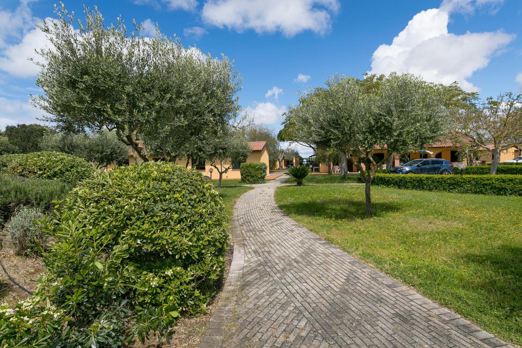 Il Girasole - Limone Villa Venturina Terme Bagian luar foto