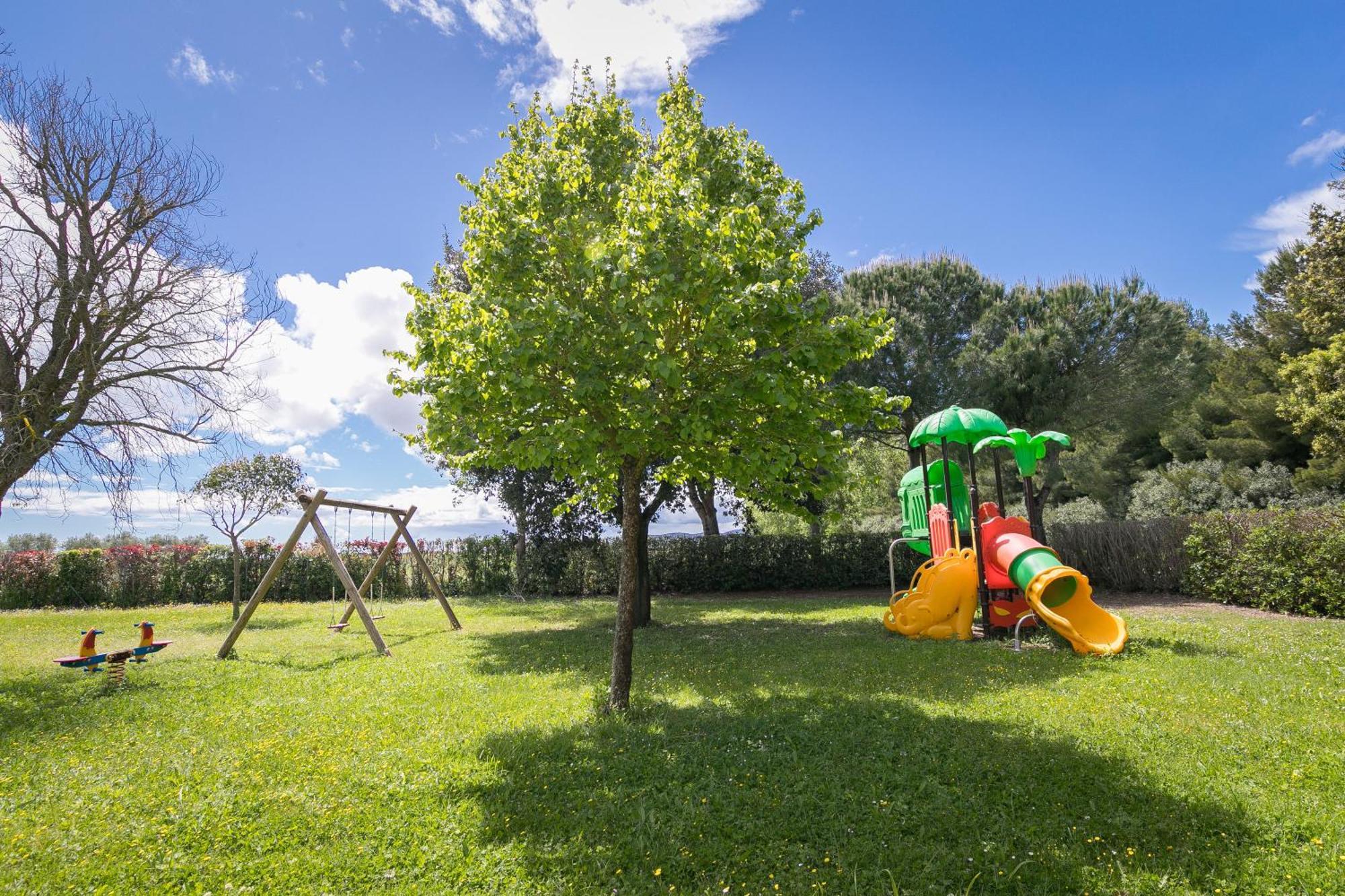 Il Girasole - Limone Villa Venturina Terme Bagian luar foto
